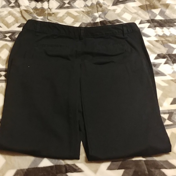 Old Navy Jeans. - Picture 2 of 2